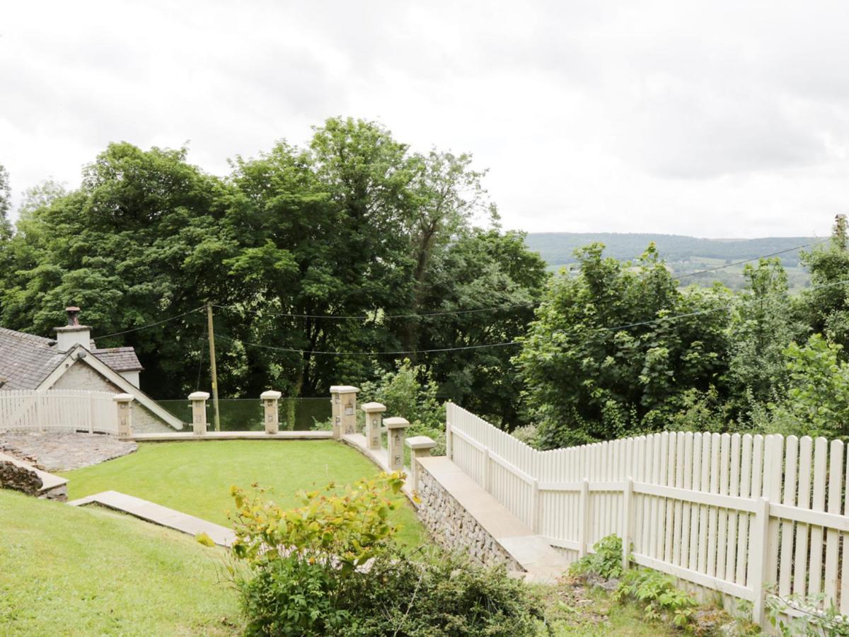 Honeypot Cottage ケンダル エクステリア 写真